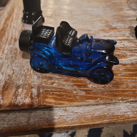 !3 AVON Car Bottles - Picture 3 of 4